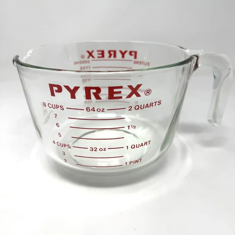 Pyrex 8 Cup 2 Quart Glass Measuring Cup 564 Red Lettering 2000mL Large Pitcher